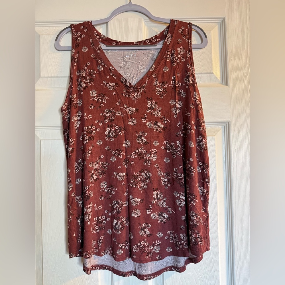 Floral Sleeveless Top - Maroon